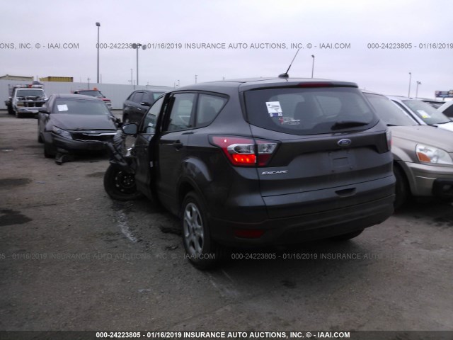 1FMCU0F74HUA27742 - 2017 FORD ESCAPE S GRAY photo 3