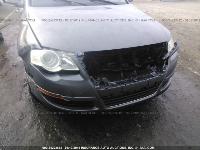 WVWJK73C98P131721 - 2008 VOLKSWAGEN PASSAT TURBO GRAY photo 6