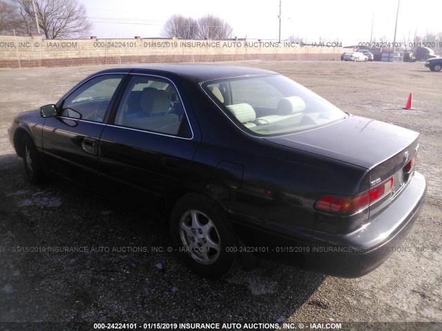 JT2BG28K7W0164210 - 1998 TOYOTA CAMRY LE/XLE BLACK photo 3