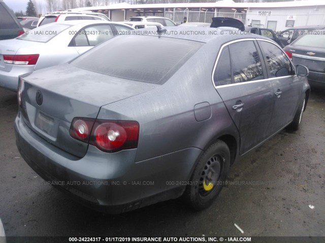 3VWRZ71K29M123473 - 2009 VOLKSWAGEN JETTA SE/SEL GRAY photo 4