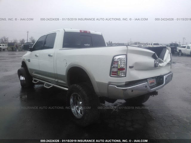 3D7UT2CL8AG119489 - 2010 DODGE RAM 2500 WHITE photo 3