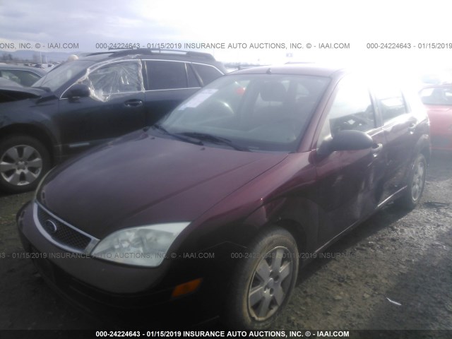 1FAHP37N46W185506 - 2006 FORD FOCUS ZX5 MAROON photo 2