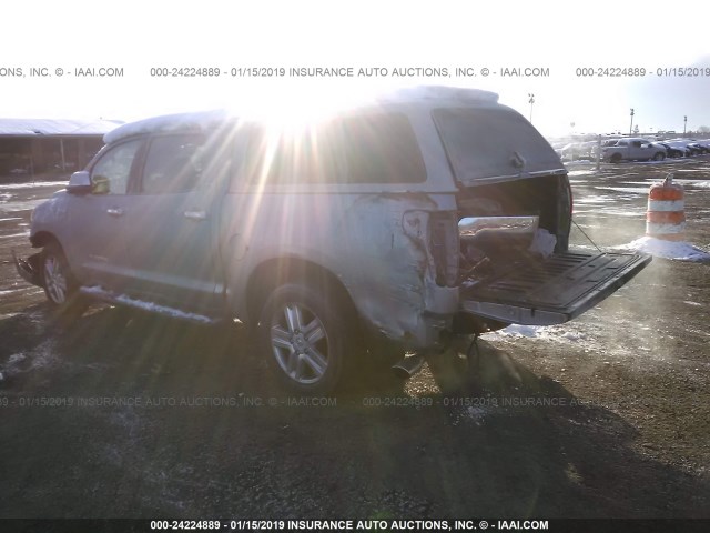 5TBDV58117S487206 - 2007 TOYOTA TUNDRA CREWMAX LIMITED SILVER photo 3