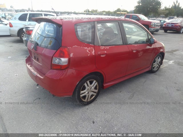 JHMGD38698S024941 - 2008 HONDA FIT SPORT RED photo 4