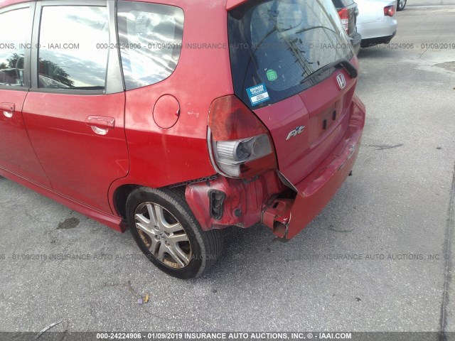 JHMGD38698S024941 - 2008 HONDA FIT SPORT RED photo 6