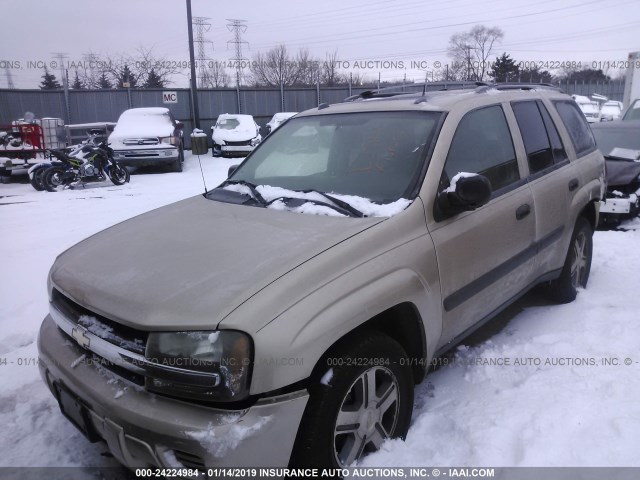 1GNDT13S652179806 - 2005 CHEVROLET TRAILBLAZER LS/LT GOLD photo 2