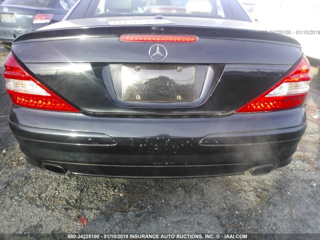 WDBSK71F97F134266 - 2007 MERCEDES-BENZ SL 550 BLACK photo 8