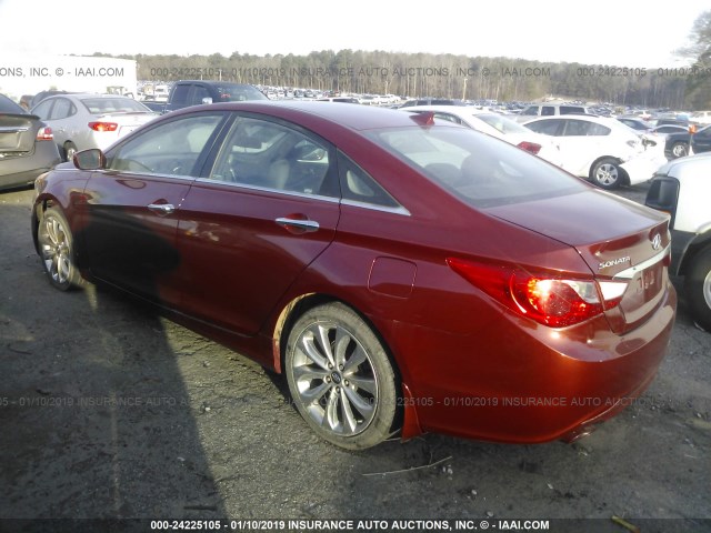 5NPEC4AC2CH502206 - 2012 HYUNDAI SONATA SE/LIMITED RED photo 3