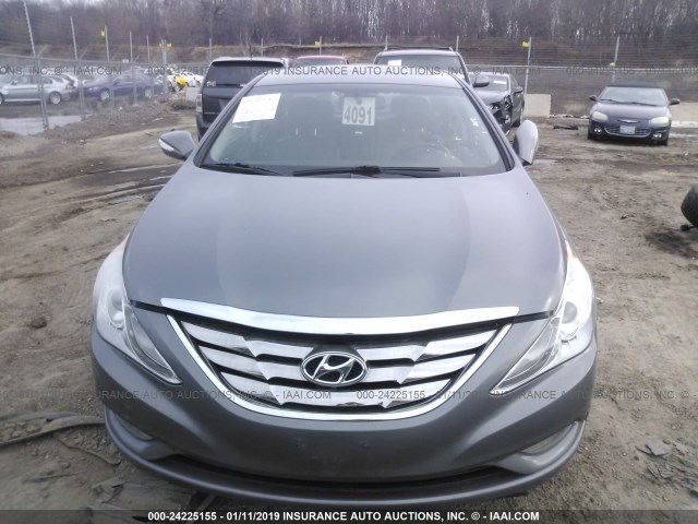 5NPEC4AC0DH685266 - 2013 HYUNDAI SONATA SE/LIMITED GRAY photo 6