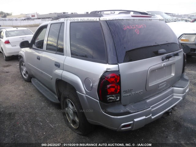 1GNDS13S472289596 - 2007 CHEVROLET TRAILBLAZER LS/LT SILVER photo 3