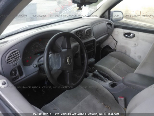 1GNDS13S472289596 - 2007 CHEVROLET TRAILBLAZER LS/LT SILVER photo 5