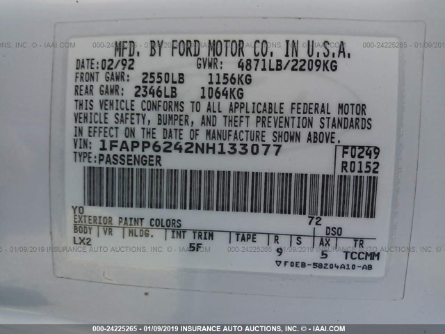 1FAPP6242NH133077 - 1992 FORD THUNDERBIRD LX WHITE photo 9