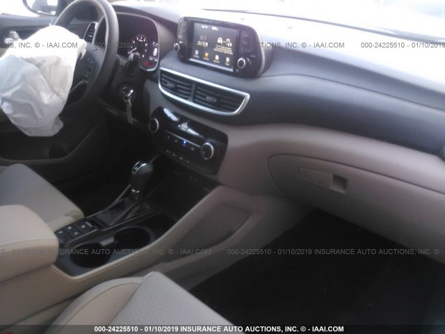 KM8J2CA47KU847509 - 2019 HYUNDAI TUCSON GRAY photo 5