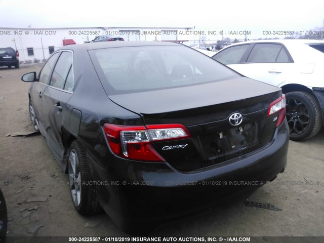 4T1BF1FK9EU338756 - 2014 TOYOTA CAMRY L/SE/LE/XLE 黑色 照片 3