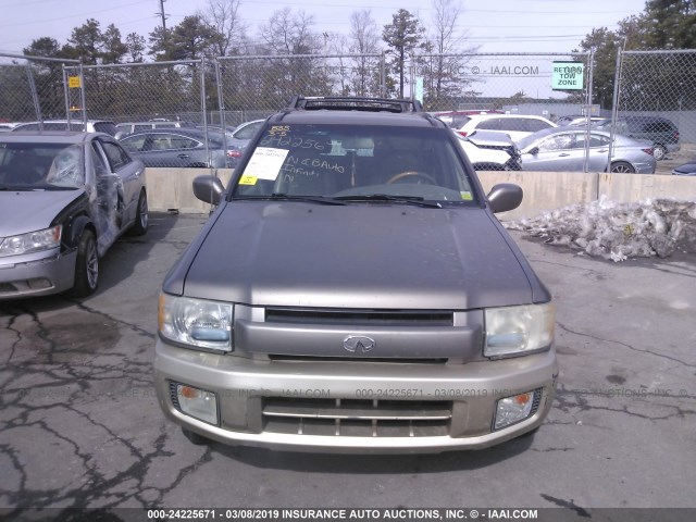 JNRDR09Y81W224230 - 2001 INFINITI QX4 GRAY photo 6