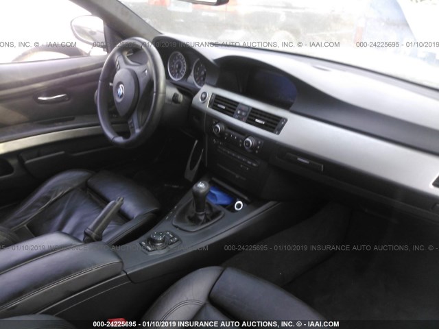 WBSKG9C56BE797000 - 2011 BMW M3 BLACK photo 5