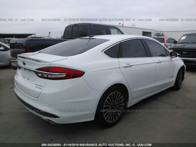 3FA6P0RU2HR266228 - 2017 FORD FUSION TITANIUM HEV WHITE photo 4