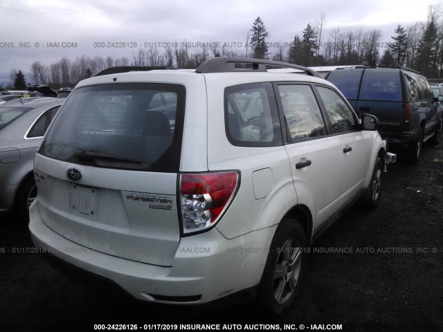 JF2SHABC4BH767273 - 2011 SUBARU FORESTER 2.5X WHITE photo 4