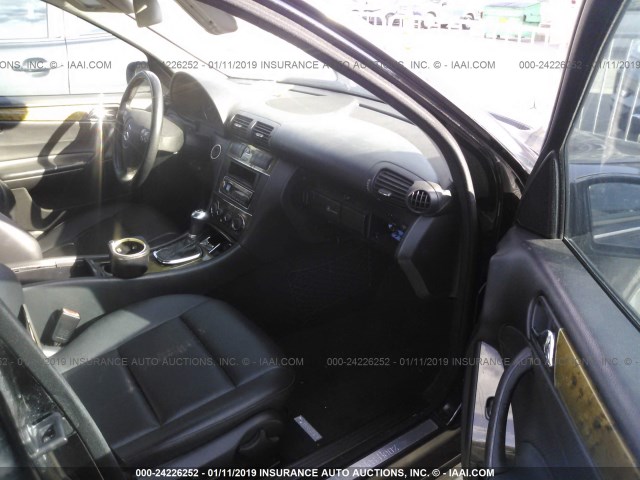 WDBRF52H27A931401 - 2007 MERCEDES-BENZ C 230 BLACK photo 5