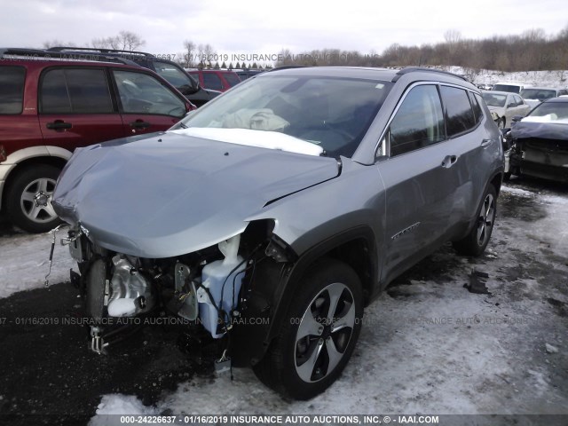 3C4NJDBB9JT177952 - 2018 JEEP COMPASS LATITUDE GRAY photo 2