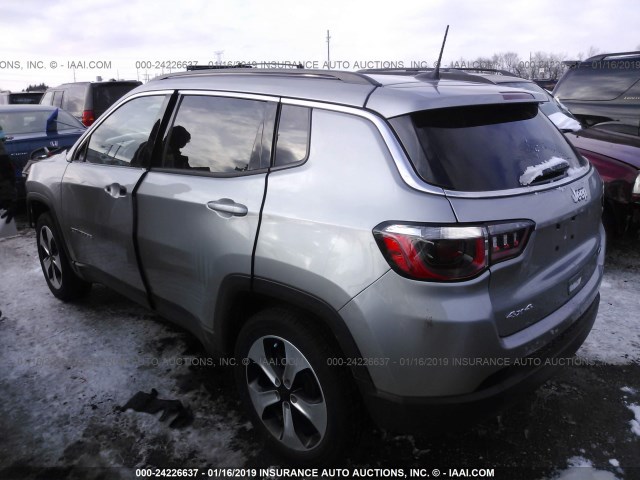 3C4NJDBB9JT177952 - 2018 JEEP COMPASS LATITUDE GRAY photo 3