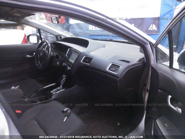 19XFB2F75FE700343 - 2015 HONDA CIVIC SE SILVER photo 5