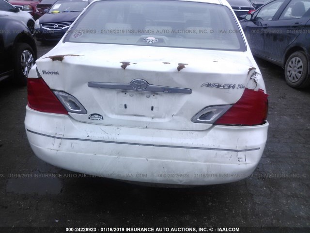 4T1BF28B81U172517 - 2001 TOYOTA AVALON XL/XLS WHITE photo 6