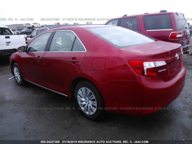4T1BF1FK0EU785153 - 2014 TOYOTA CAMRY L/SE/LE/XLE RED photo 3
