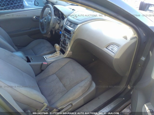 1G1ZH57B694187957 - 2009 CHEVROLET MALIBU 1LT GRAY photo 5