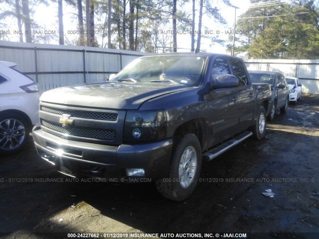 3GCPKTE35BG301620 - 2011 CHEVROLET SILVERADO K1500 LTZ GRAY photo 2