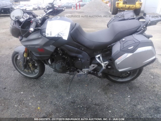 SMT701PD0BT467953 - 2011 TRIUMPH MOTORCYCLE TIGER 1050 SE BLACK photo 9