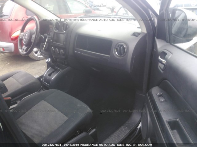 1C4NJCEB2CD586602 - 2012 JEEP COMPASS LATITUDE BLACK photo 5