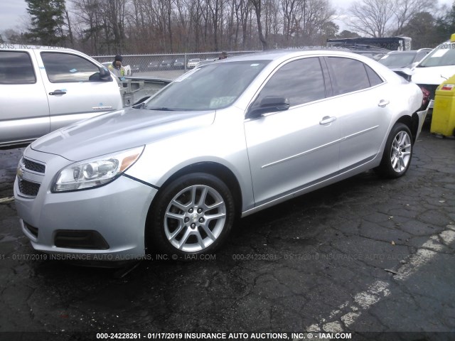 1G11C5SA3DF125309 - 2013 CHEVROLET MALIBU 1LT ვერცხლისფერი ფოტო 2