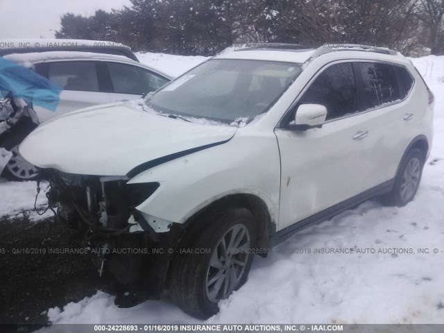 5N1AT2MV4FC857325 - 2015 NISSAN ROGUE S/SL/SV WHITE photo 2