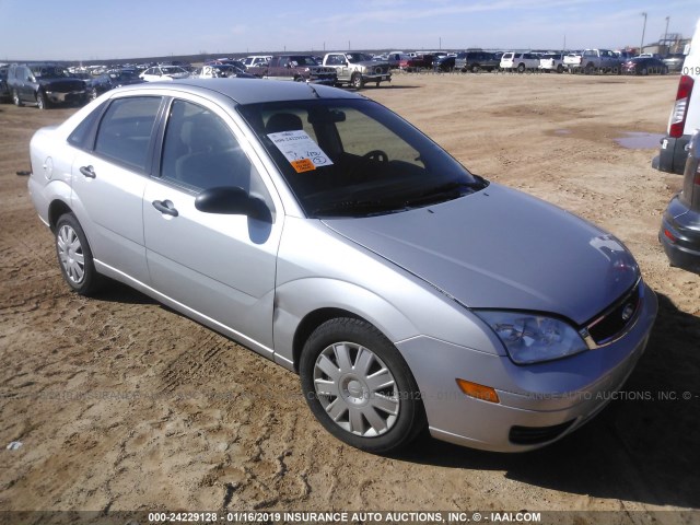 1FAFP34N77W267050 - 2007 FORD FOCUS ZX4/S/SE/SES SILVER photo 1