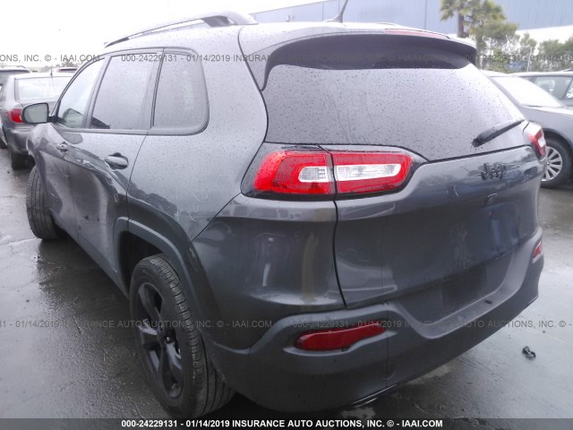 1C4PJLCBXJD560533 - 2018 JEEP CHEROKEE LATITUDE GRAY photo 3