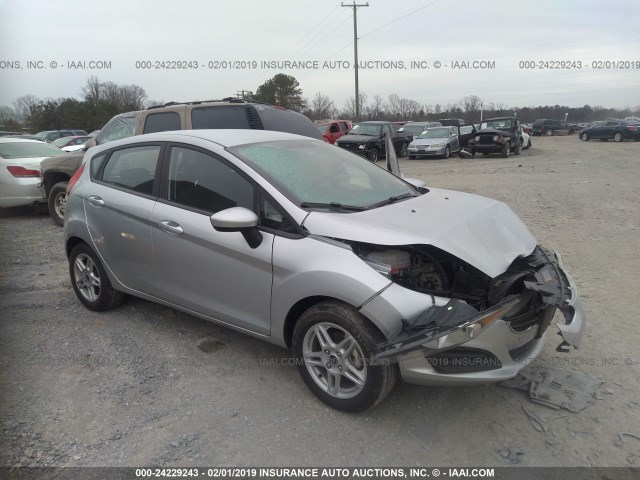 3FADP4EJ6HM158993 - 2017 FORD FIESTA SE SILVER photo 1