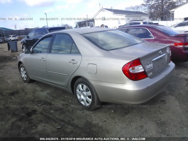 4T1BE32K43U201743 - 2003 TOYOTA CAMRY LE/XLE/SE GOLD photo 3