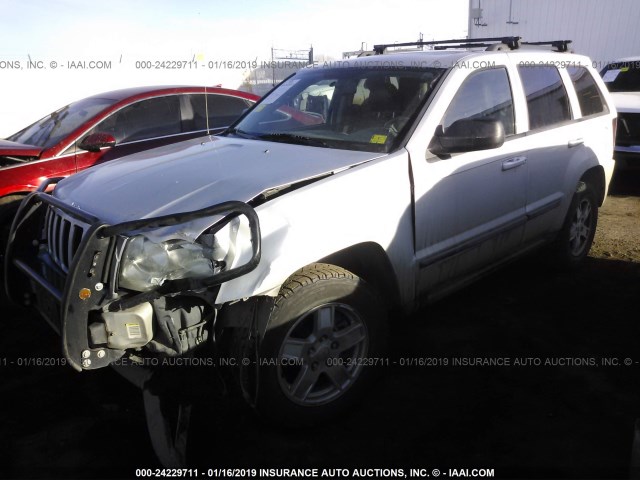 1J8GR48K77C693751 - 2007 JEEP GRAND CHEROKEE LAREDO/COLUMBIA/FREEDOM 银色 照片 2
