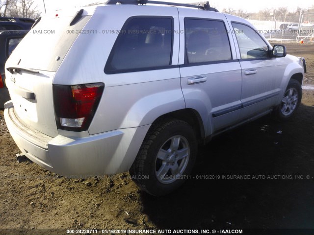 1J8GR48K77C693751 - 2007 JEEP GRAND CHEROKEE LAREDO/COLUMBIA/FREEDOM 银色 照片 4