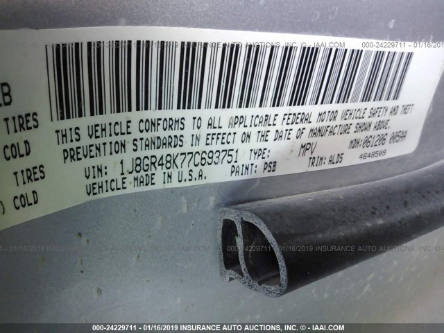 1J8GR48K77C693751 - 2007 JEEP GRAND CHEROKEE LAREDO/COLUMBIA/FREEDOM 银色 照片 9