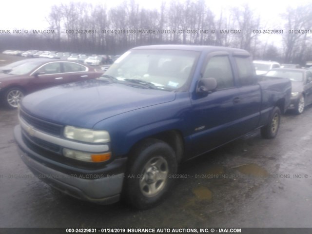 2GCEC19W421132292 - 2002 CHEVROLET SILVERADO C1500 BLUE photo 2