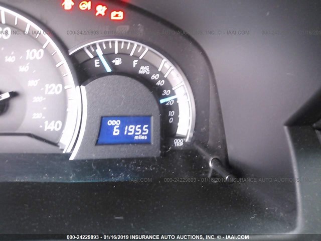 4T1BF1FK2EU347900 - 2014 TOYOTA CAMRY L/SE/LE/XLE 银色 照片 7