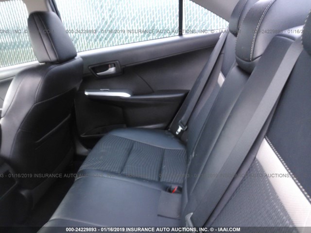 4T1BF1FK2EU347900 - 2014 TOYOTA CAMRY L/SE/LE/XLE 银色 照片 8