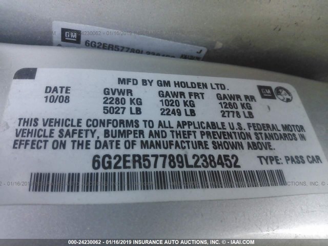 6G2ER57789L238452 - 2009 PONTIAC G8 SILVER photo 9