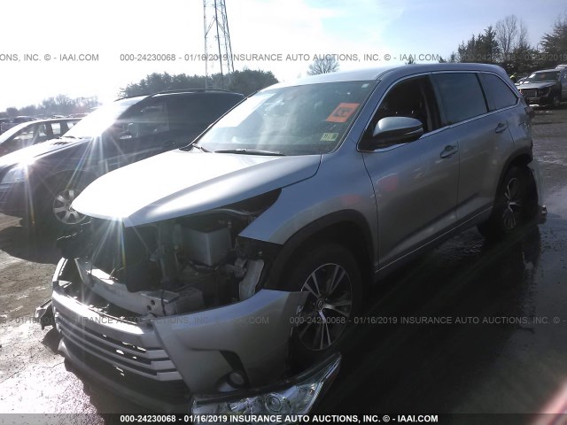 5TDBZRFH9HS374079 - 2017 TOYOTA HIGHLANDER LE/LE PLUS SILVER photo 2
