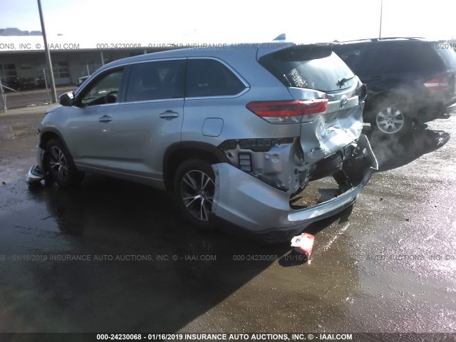 5TDBZRFH9HS374079 - 2017 TOYOTA HIGHLANDER LE/LE PLUS SILVER photo 3