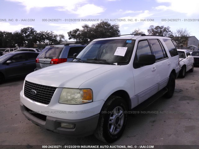 1FMRU15W53LB31406 - 2003 FORD EXPEDITION XLT WHITE photo 2