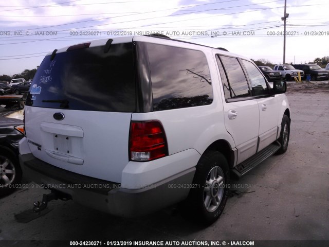 1FMRU15W53LB31406 - 2003 FORD EXPEDITION XLT WHITE photo 4