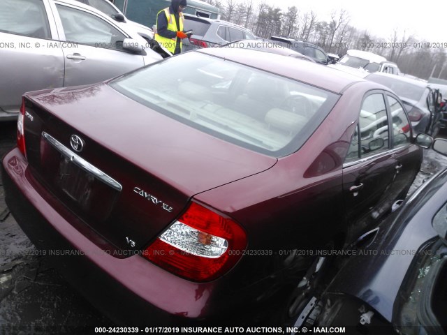 4T1BF30KX2U023240 - 2002 TOYOTA CAMRY LE/XLE/SE MAROON photo 4